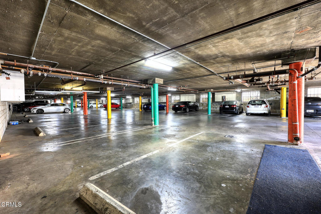1339 N Columbus Avenue - Photo 20