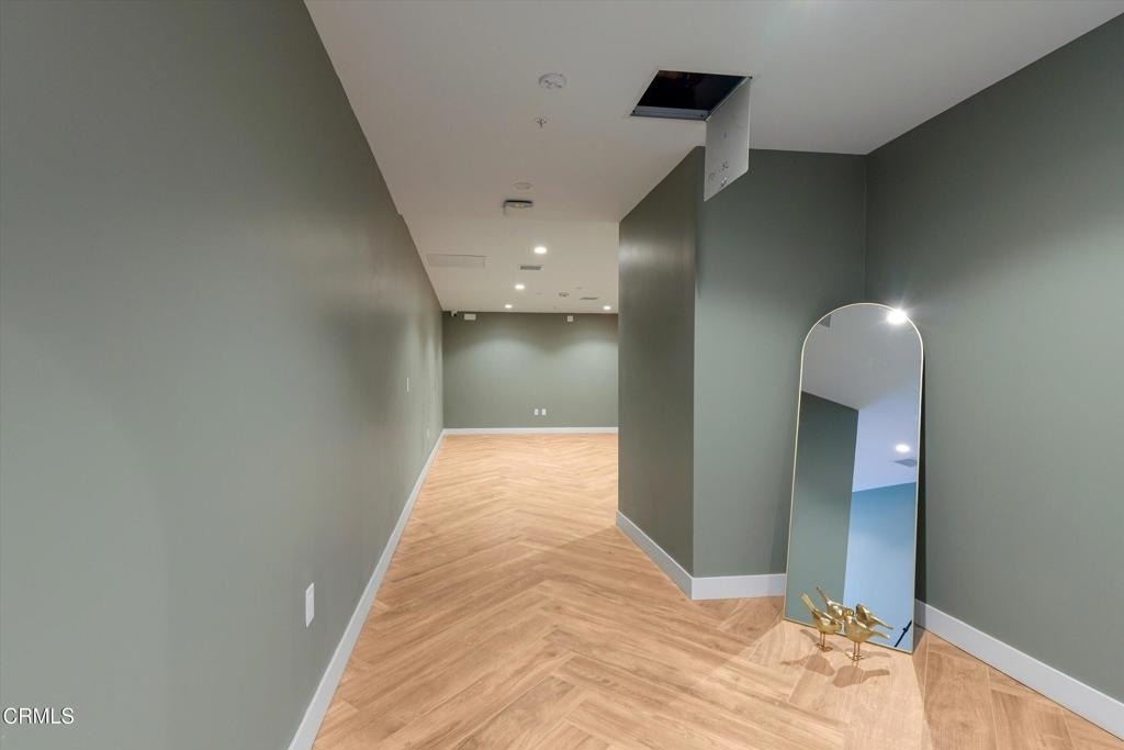 18900 Parthenia Street - Photo 31