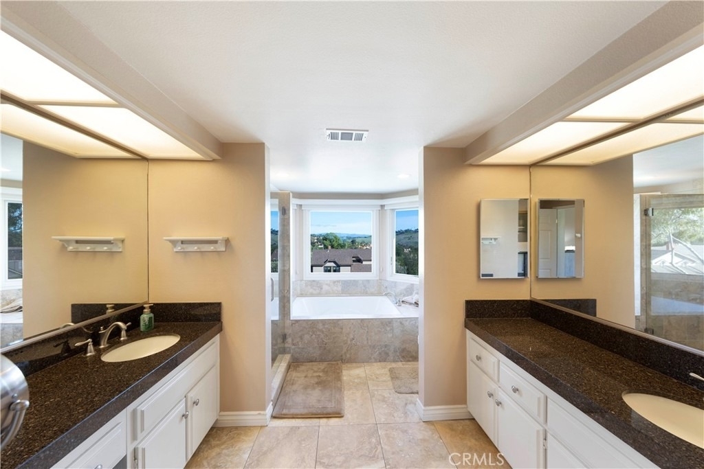 30932 Colonial Place - Photo 15