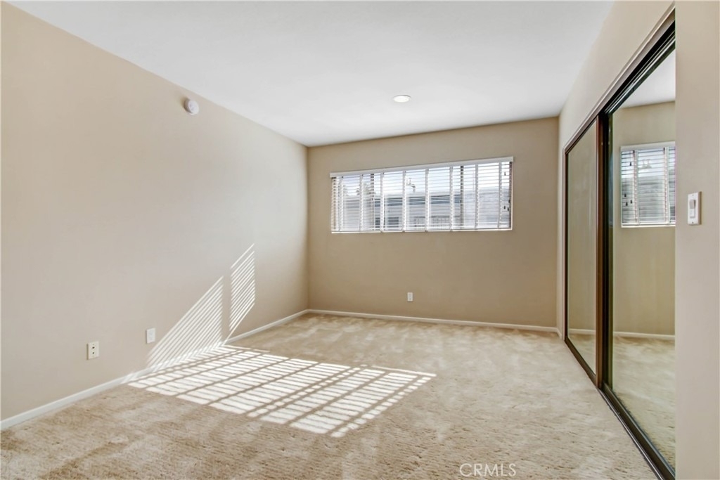 7560 Hollywood - Photo 11