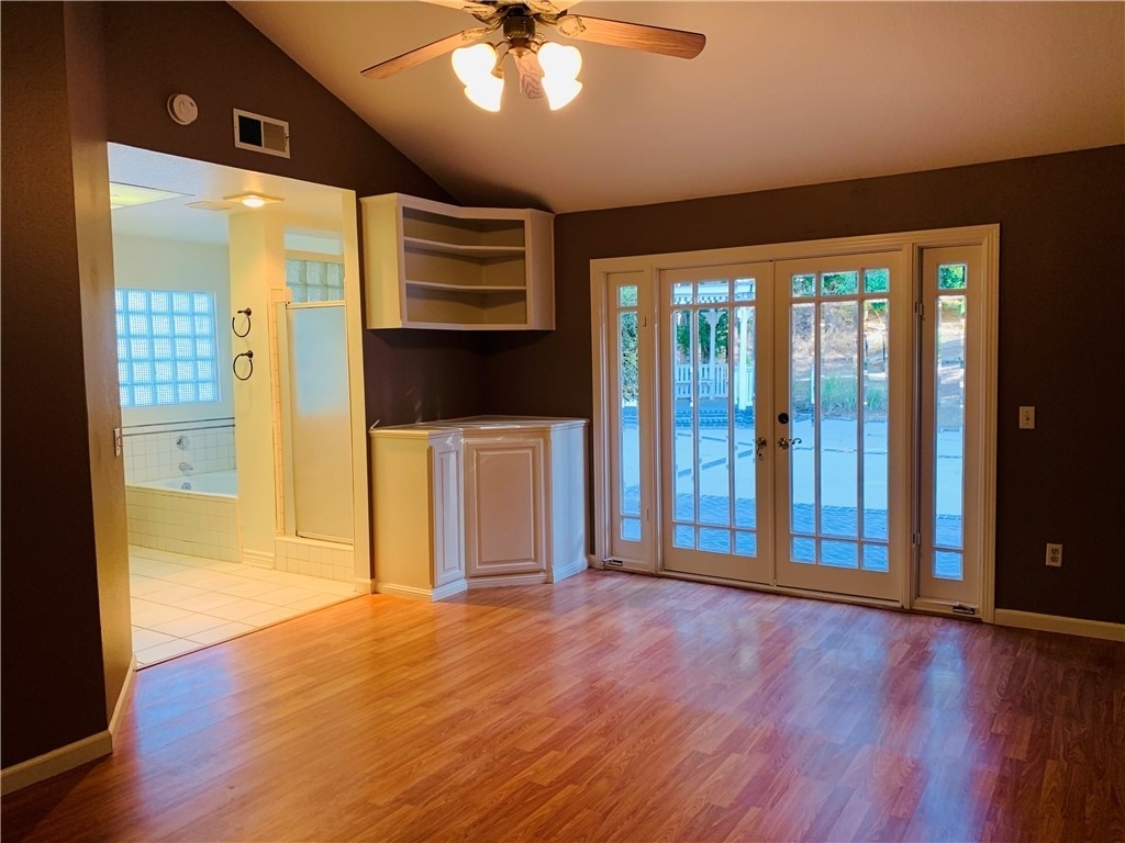23665 Meadcliff Place - Photo 13