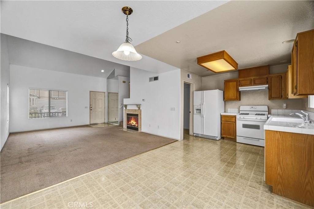 465 E Afton Lane - Photo 7