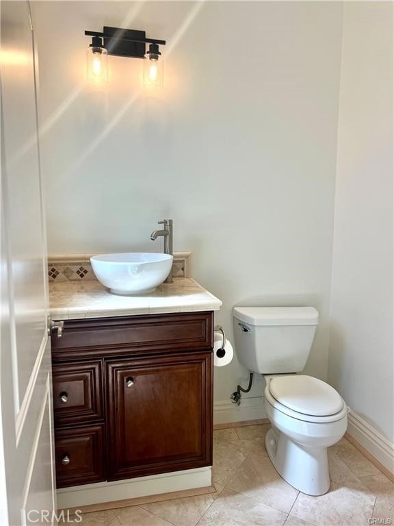 25292 De Salle - Photo 16