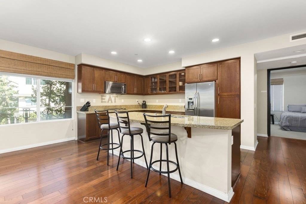 623 Rockefeller - Photo 6