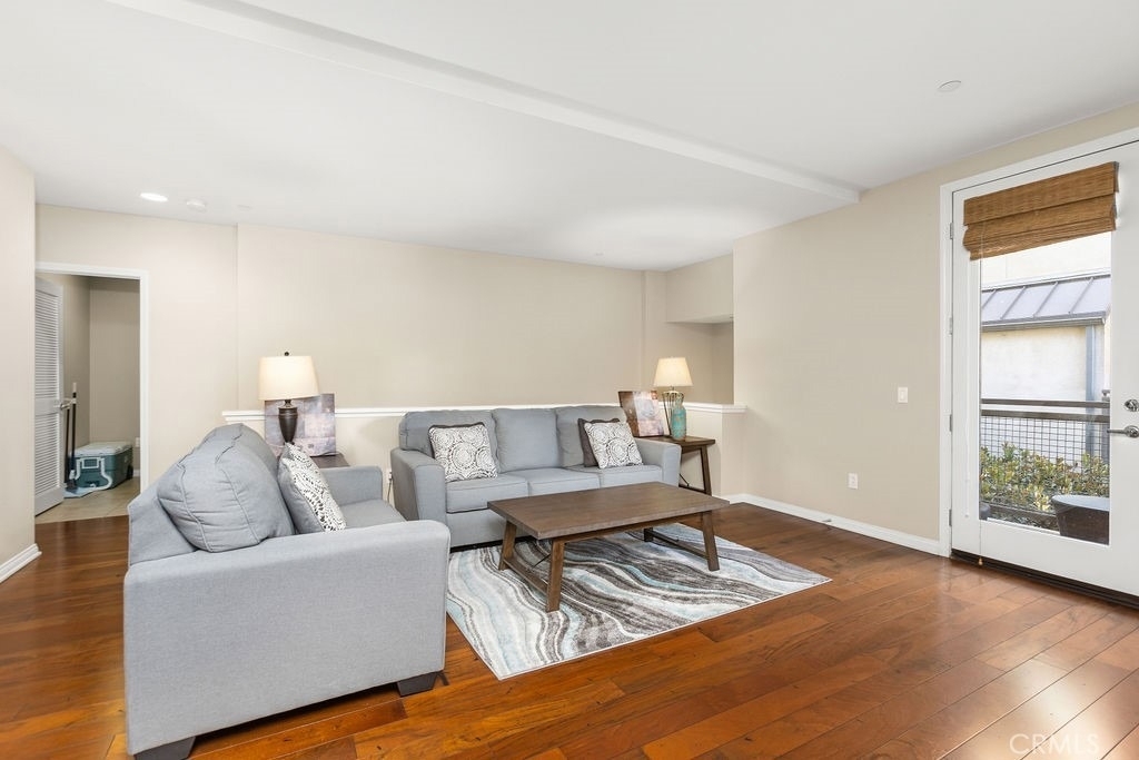 623 Rockefeller - Photo 3