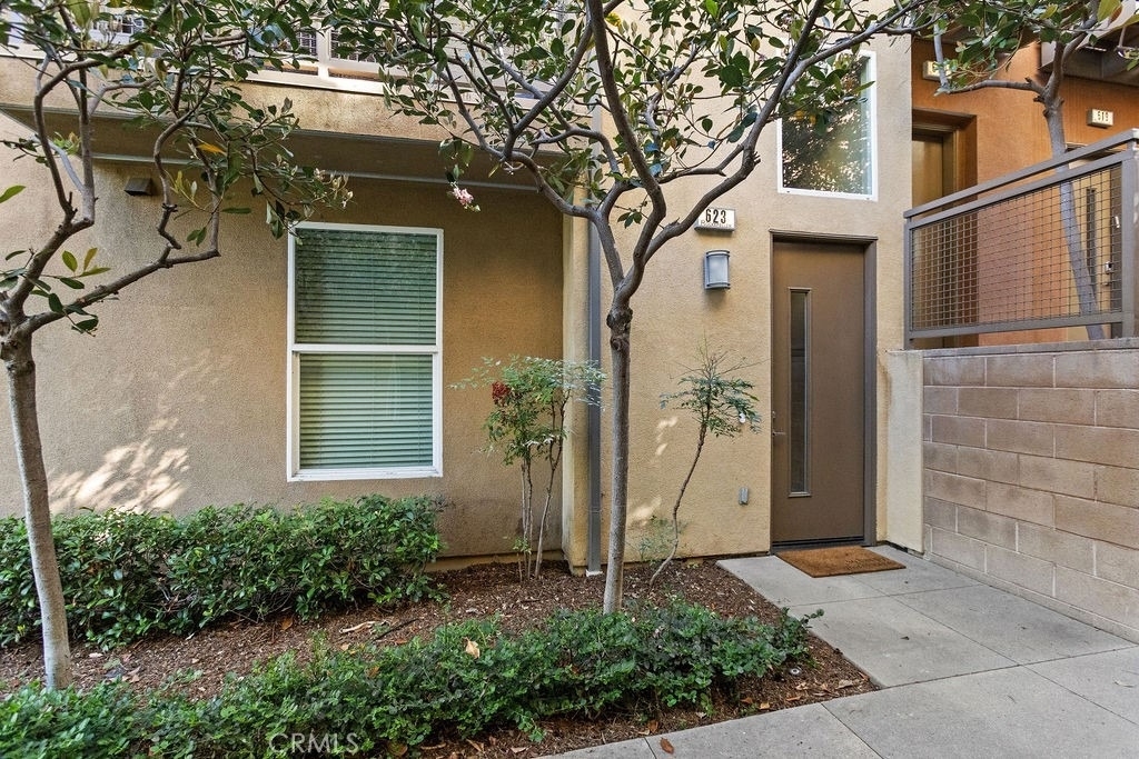 623 Rockefeller - Photo 0
