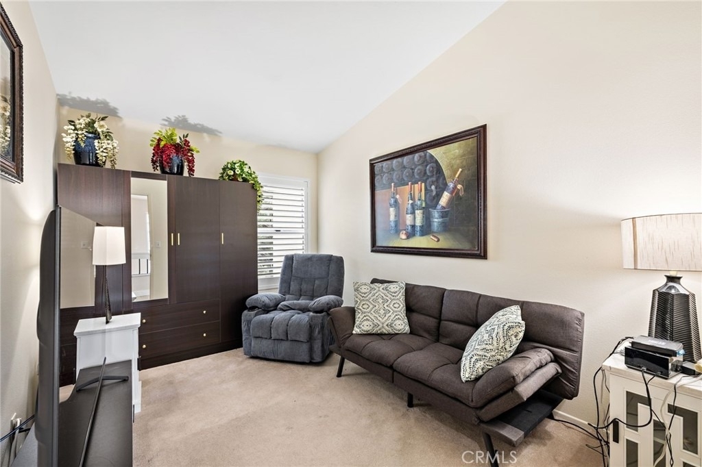 90 Mayfair - Photo 14