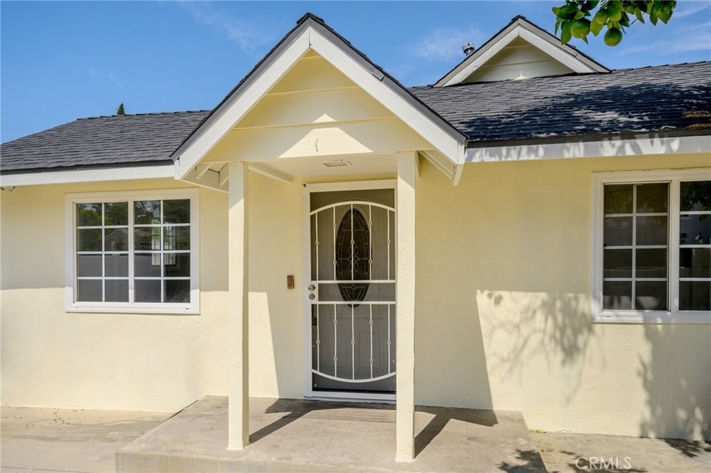 10227 Helendale Avenue - Photo 1