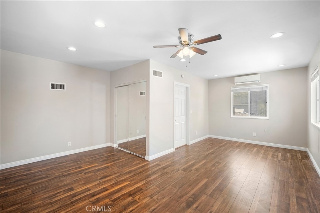 10227 Helendale Avenue - Photo 14