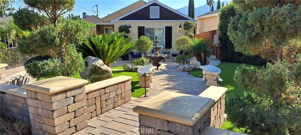 3216 Prospect Avenue - Photo 2
