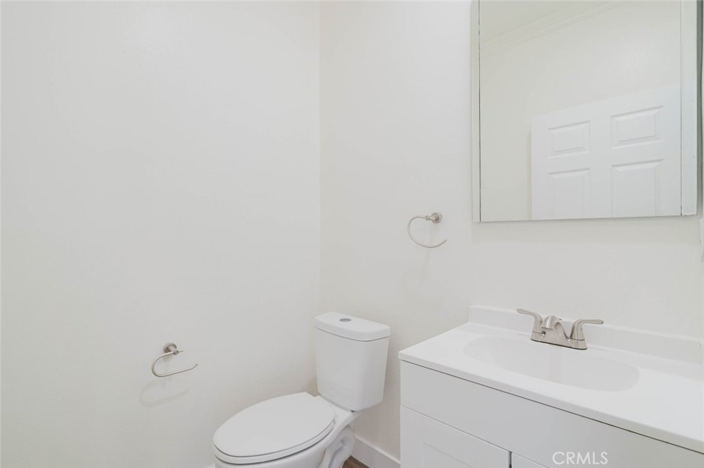 18347 Saticoy Street - Photo 25