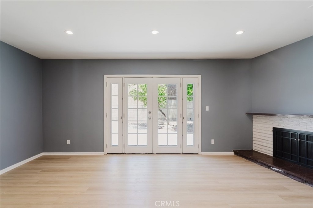 9540 Debra Avenue - Photo 7