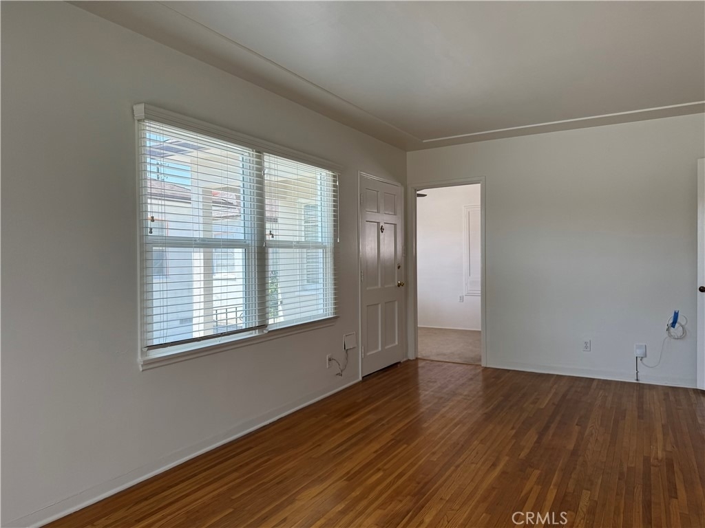 221 N Atlantic - Photo 8