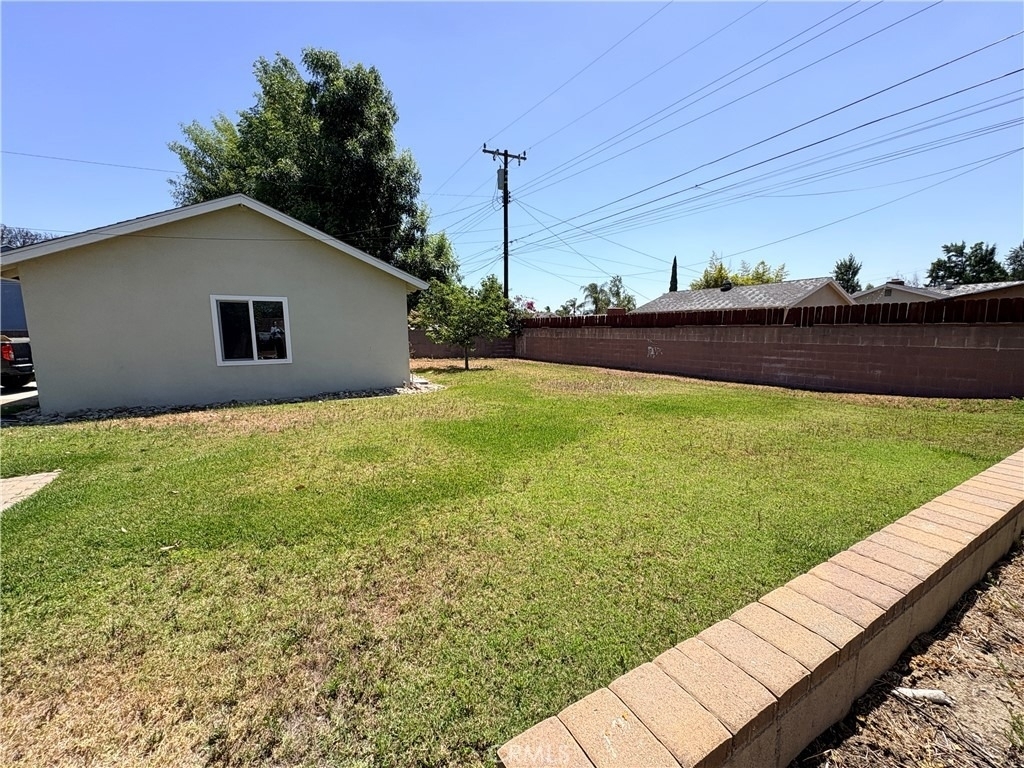 637 Geneva Avenue - Photo 20