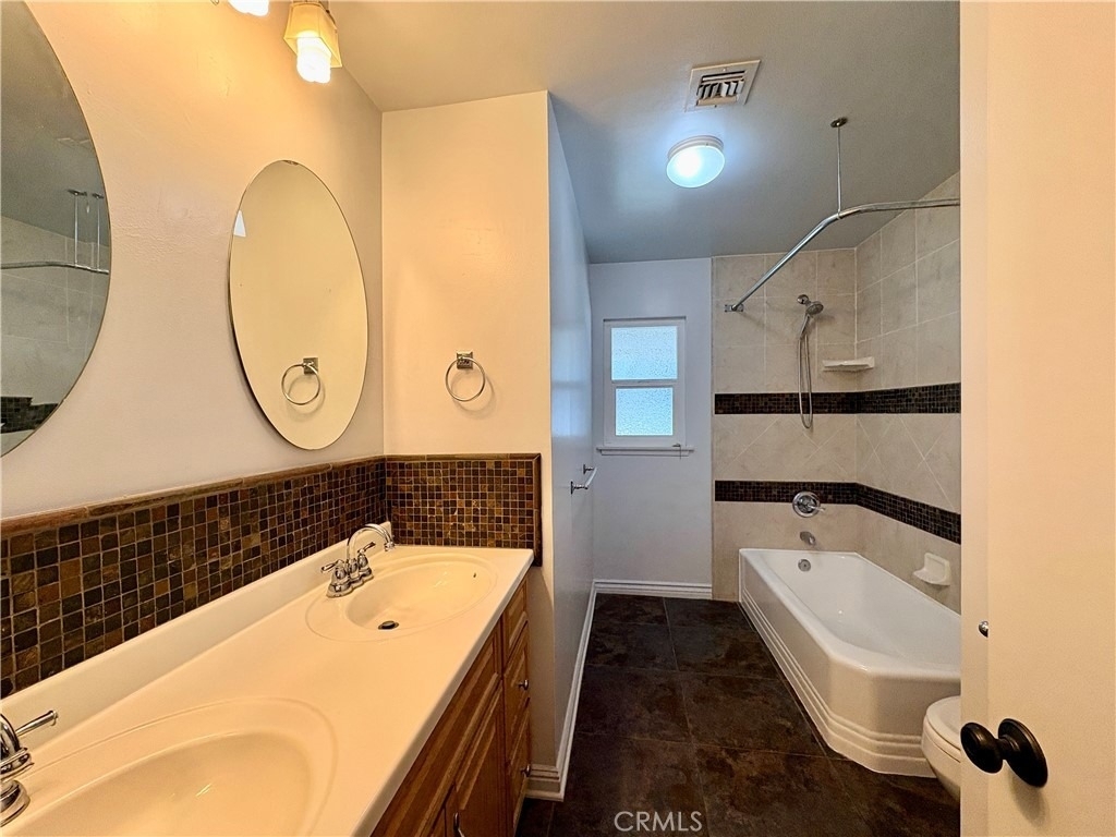 637 Geneva Avenue - Photo 11