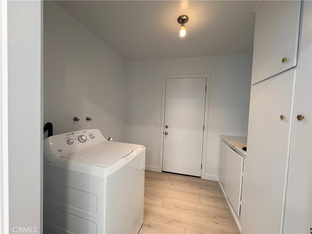 637 Geneva Avenue - Photo 7
