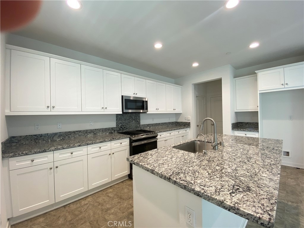 2932 E Silver Sky Drive - Photo 7