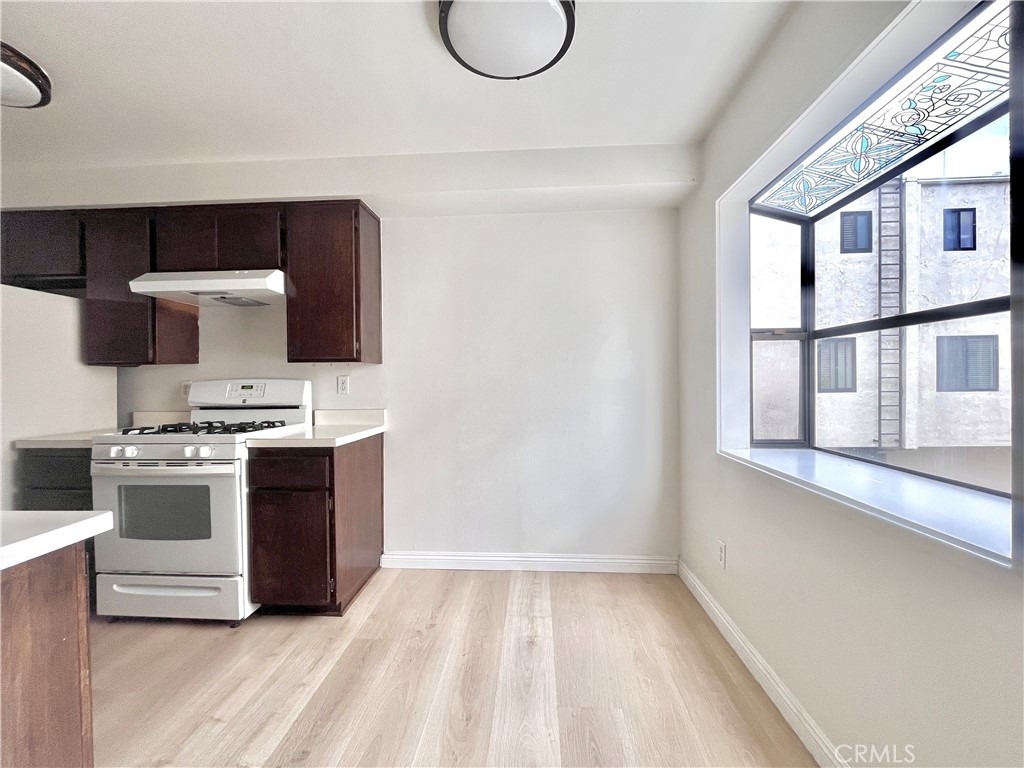 598 W Huntington Drive - Photo 7