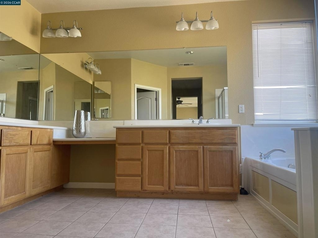 2683 Presidio Dr - Photo 9