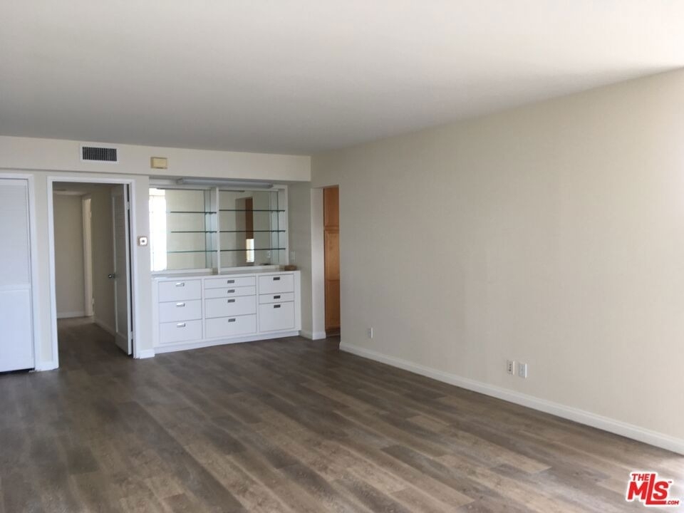 201 Ocean Avenue - Photo 7