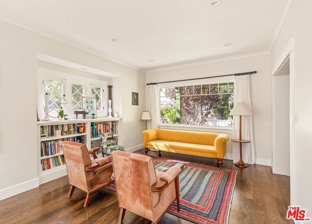 2102 N Bronson Avenue - Photo 12