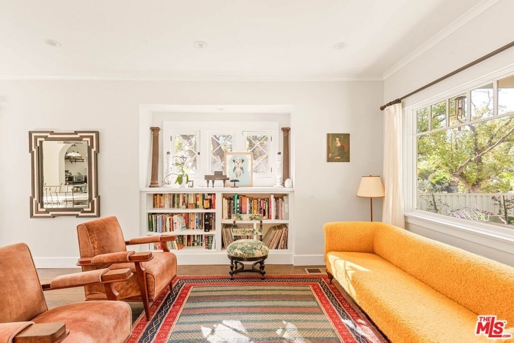 2102 N Bronson Avenue - Photo 10