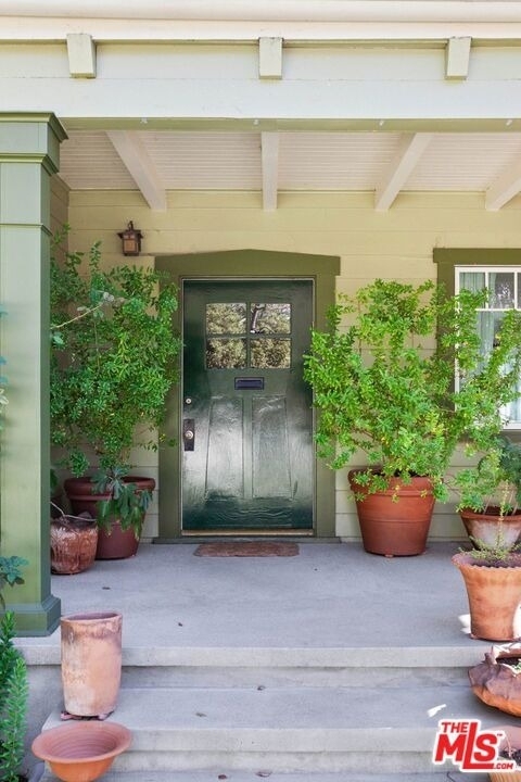 2102 N Bronson Avenue - Photo 4
