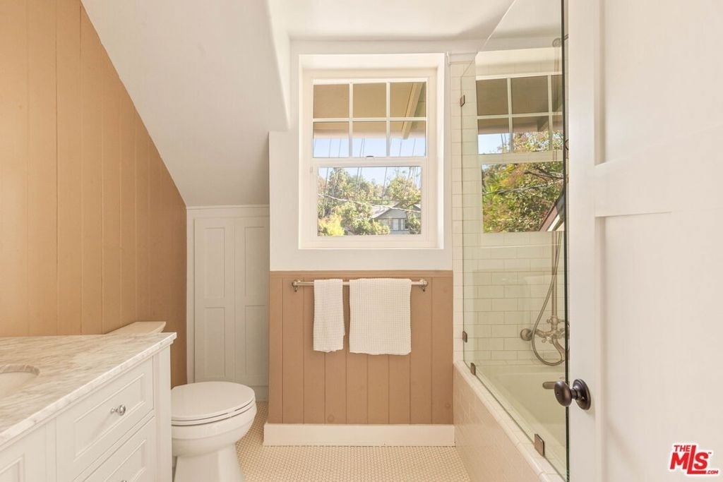 2102 N Bronson Avenue - Photo 28