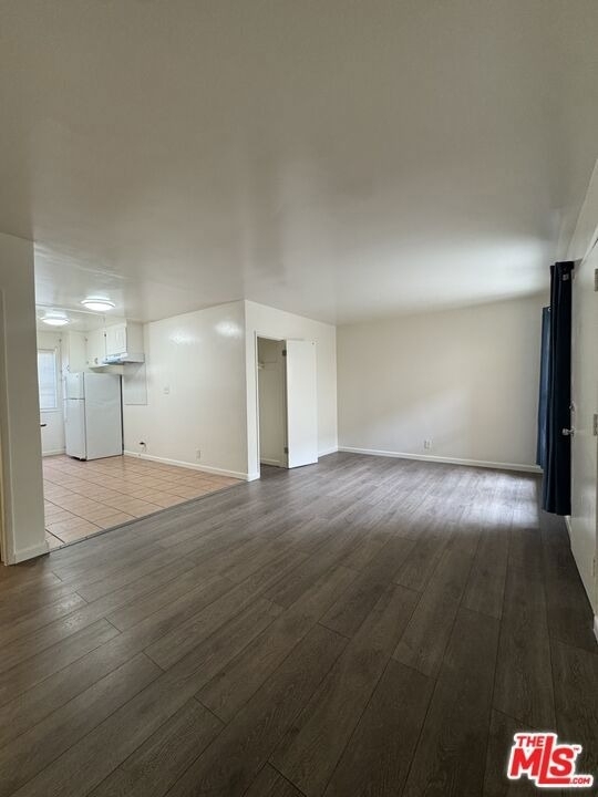 850 S St Andrews Place - Photo 0