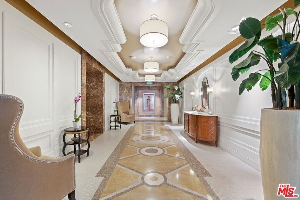 10700 Wilshire Boulevard - Photo 13