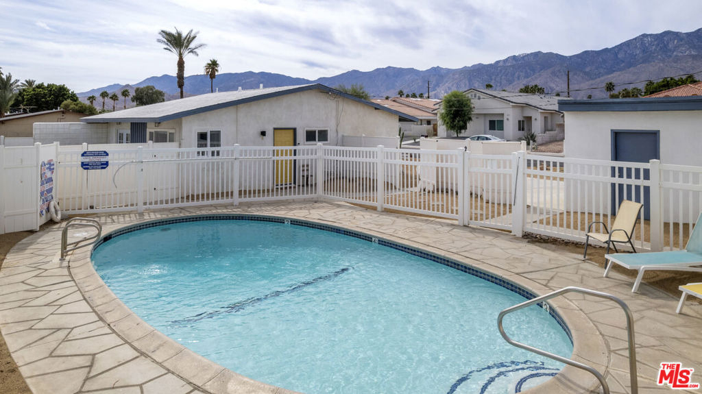 68080 Risueno Road - Photo 3