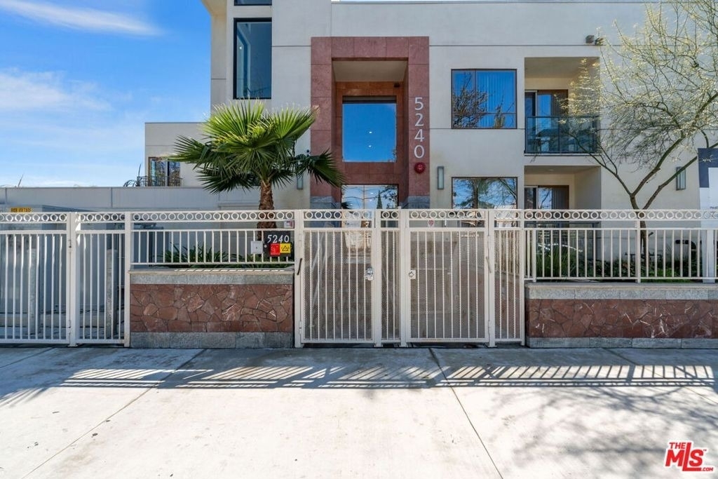 5245 Santa Monica Boulevard - Photo 21