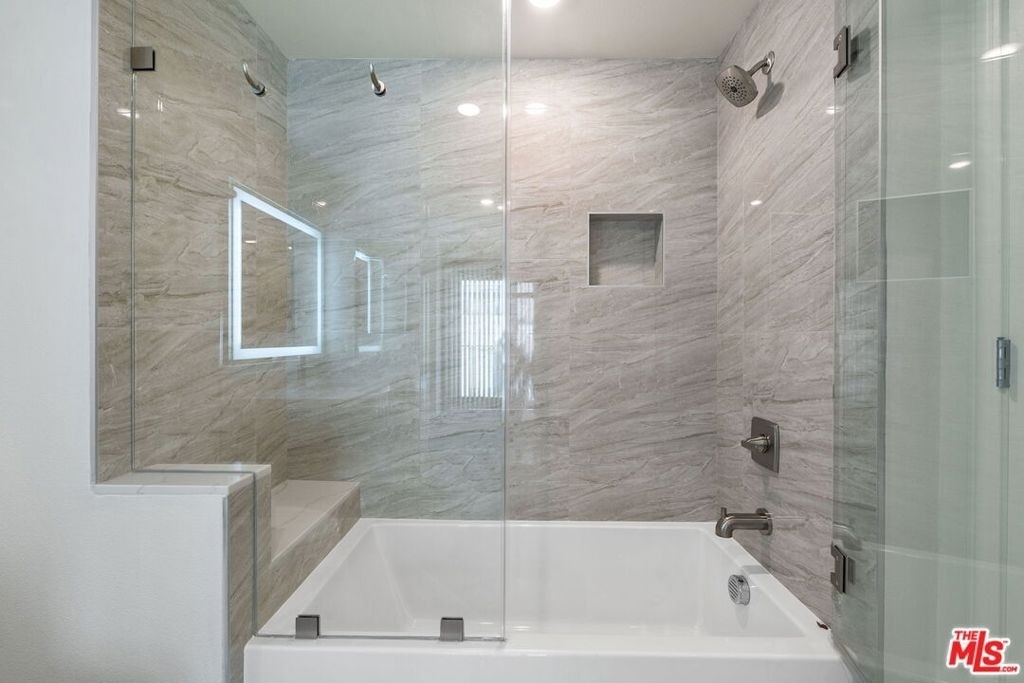 5245 Santa Monica Boulevard - Photo 12