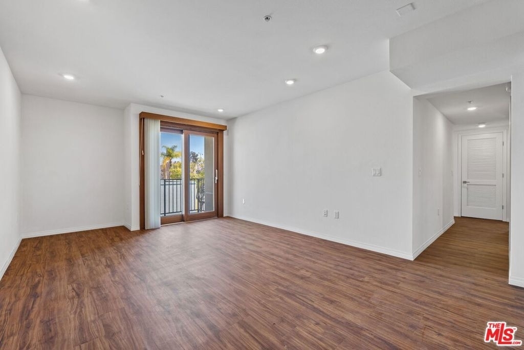 5245 Santa Monica Boulevard - Photo 10
