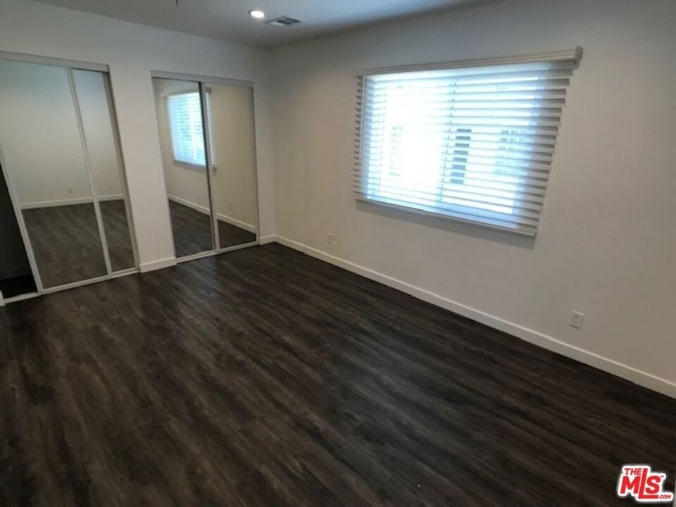 601 N Normandie Avenue - Photo 4