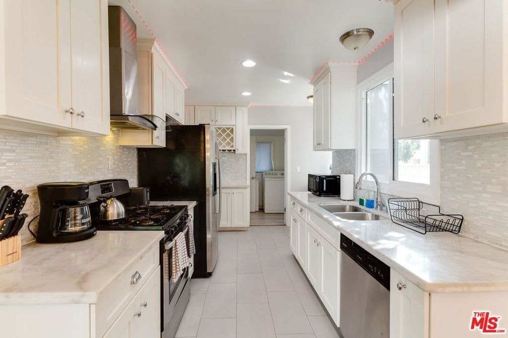 7553 Garden Grove Avenue - Photo 1
