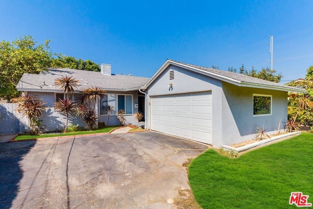 7553 Garden Grove Avenue - Photo 2