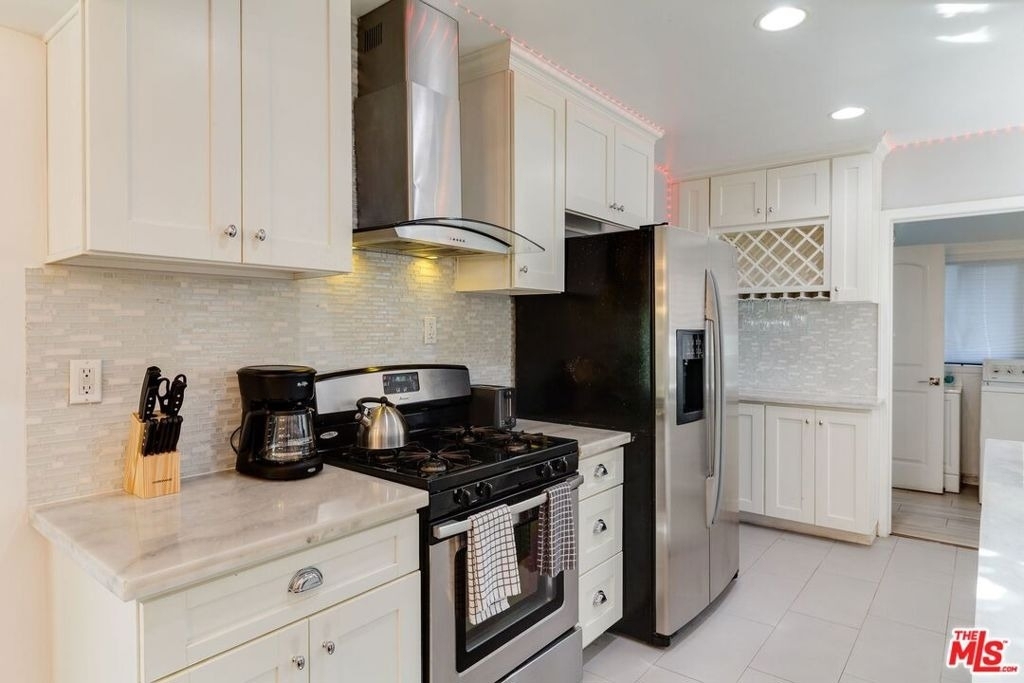 7553 Garden Grove Avenue - Photo 11