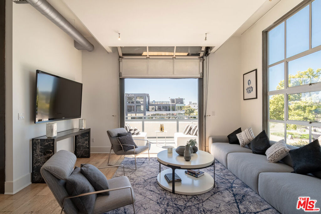 710 N Orlando Avenue - Photo 2