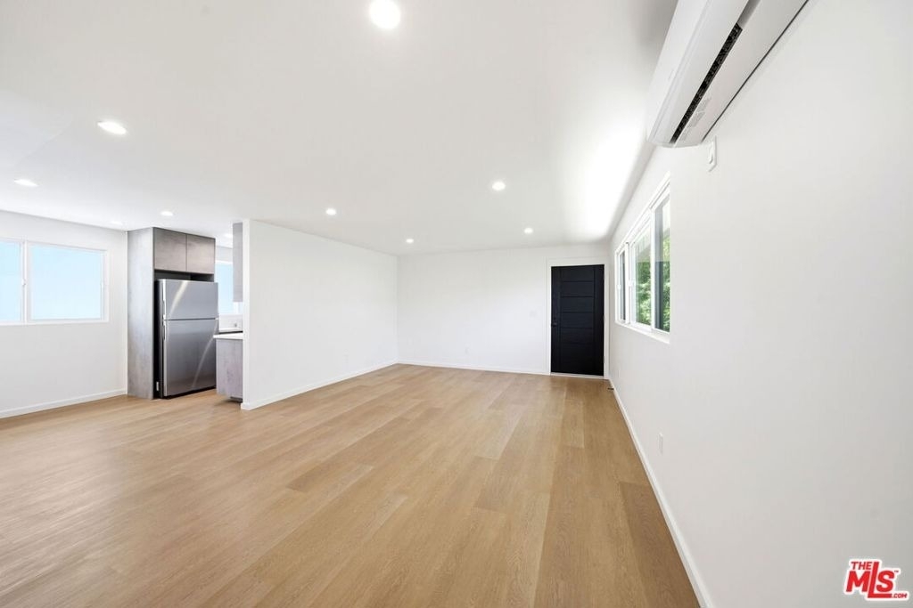 333 6th Avenue - Photo 4