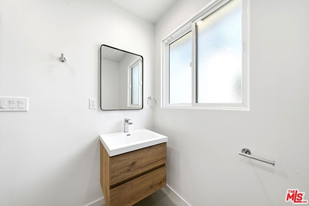333 6th Avenue - Photo 15