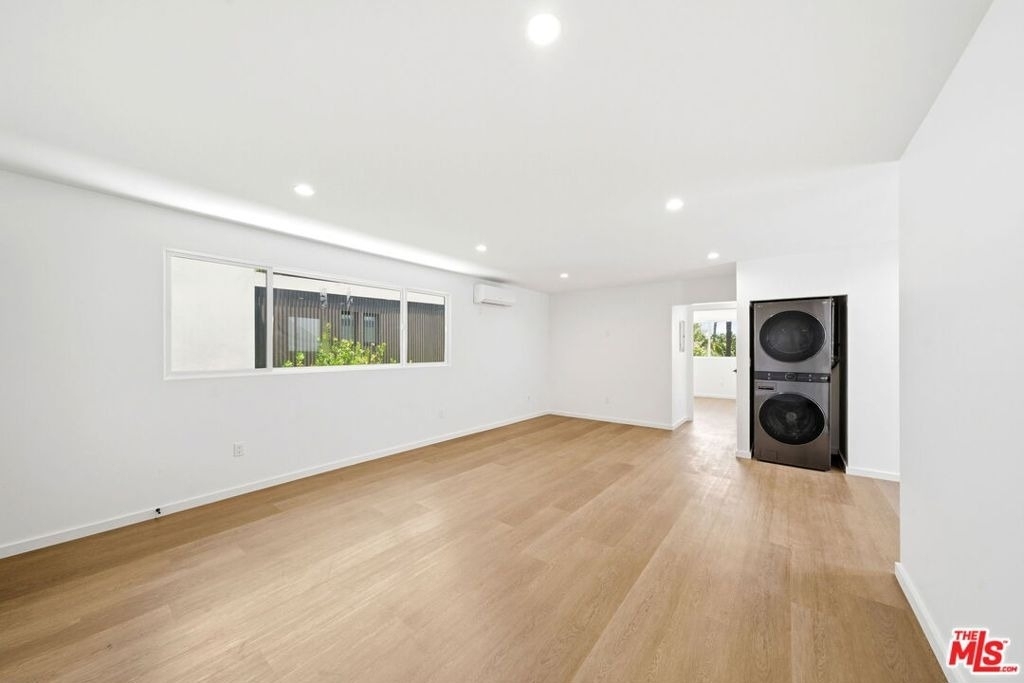 333 6th Avenue - Photo 3