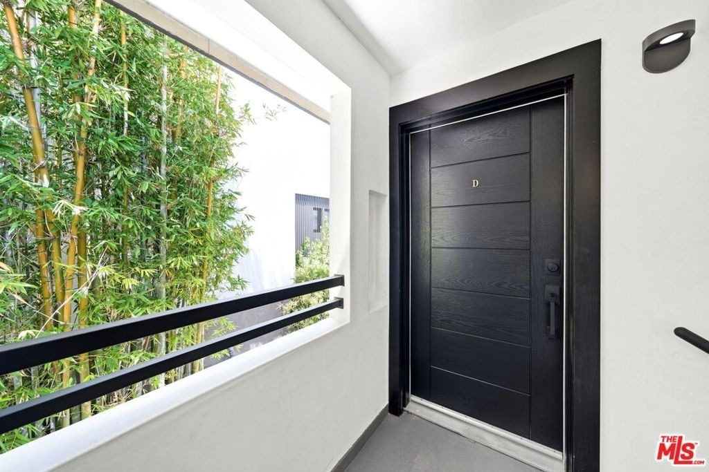 333 6th Avenue - Photo 1
