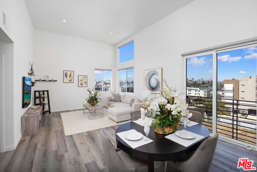 1055 S Serrano Avenue - Photo 6