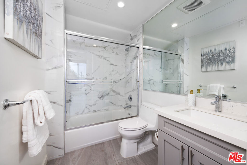 1055 S Serrano Avenue - Photo 14