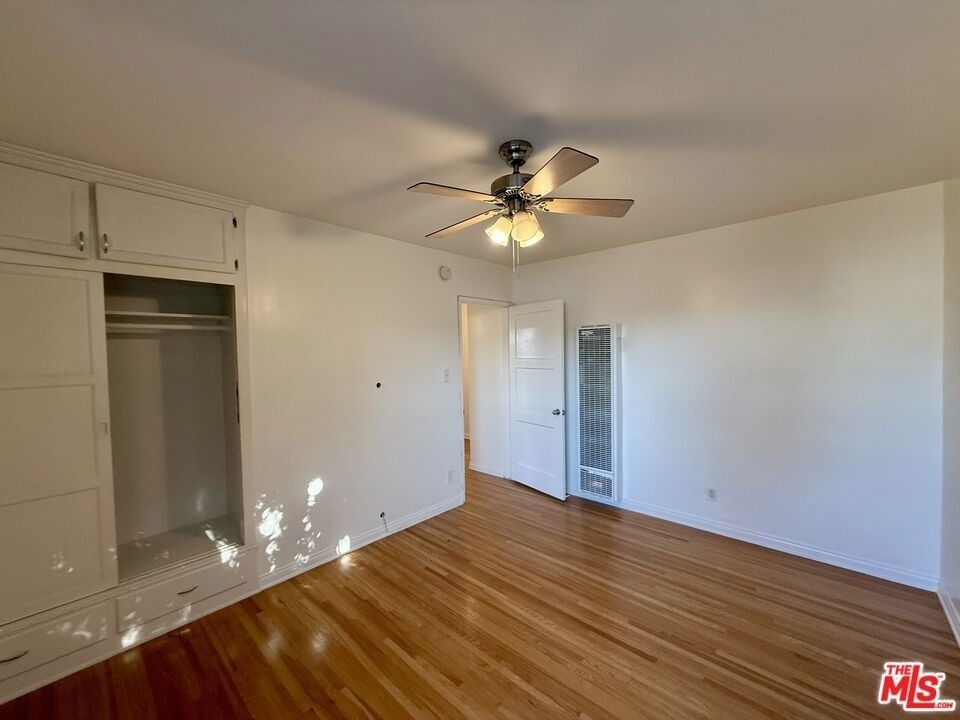 14944 Dickens Street - Photo 12