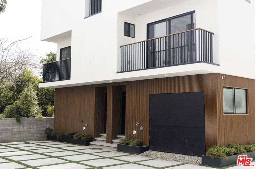 923 N Mariposa Avenue - Photo 5