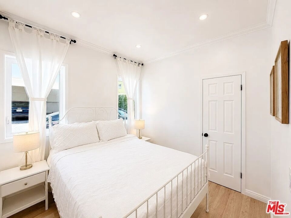 1111 21st Street - Photo 17