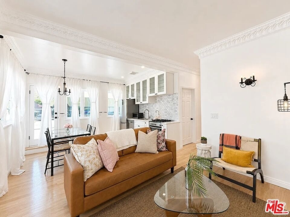 1111 21st Street - Photo 1