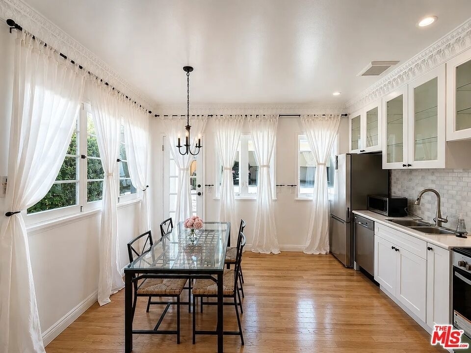 1111 21st Street - Photo 4